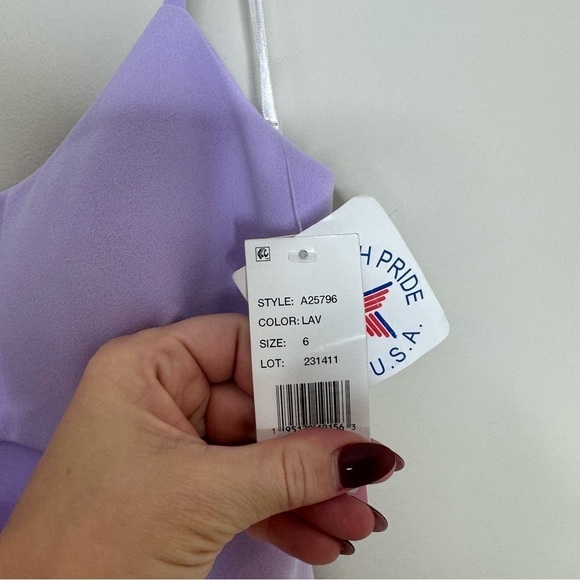 NWT Aqua Bloomingdale's Crepe Cut-Out Midi Dress Lavender Size 6 - Picture 2 of 6